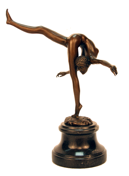  статуэтка голая гимнастка из бронзы